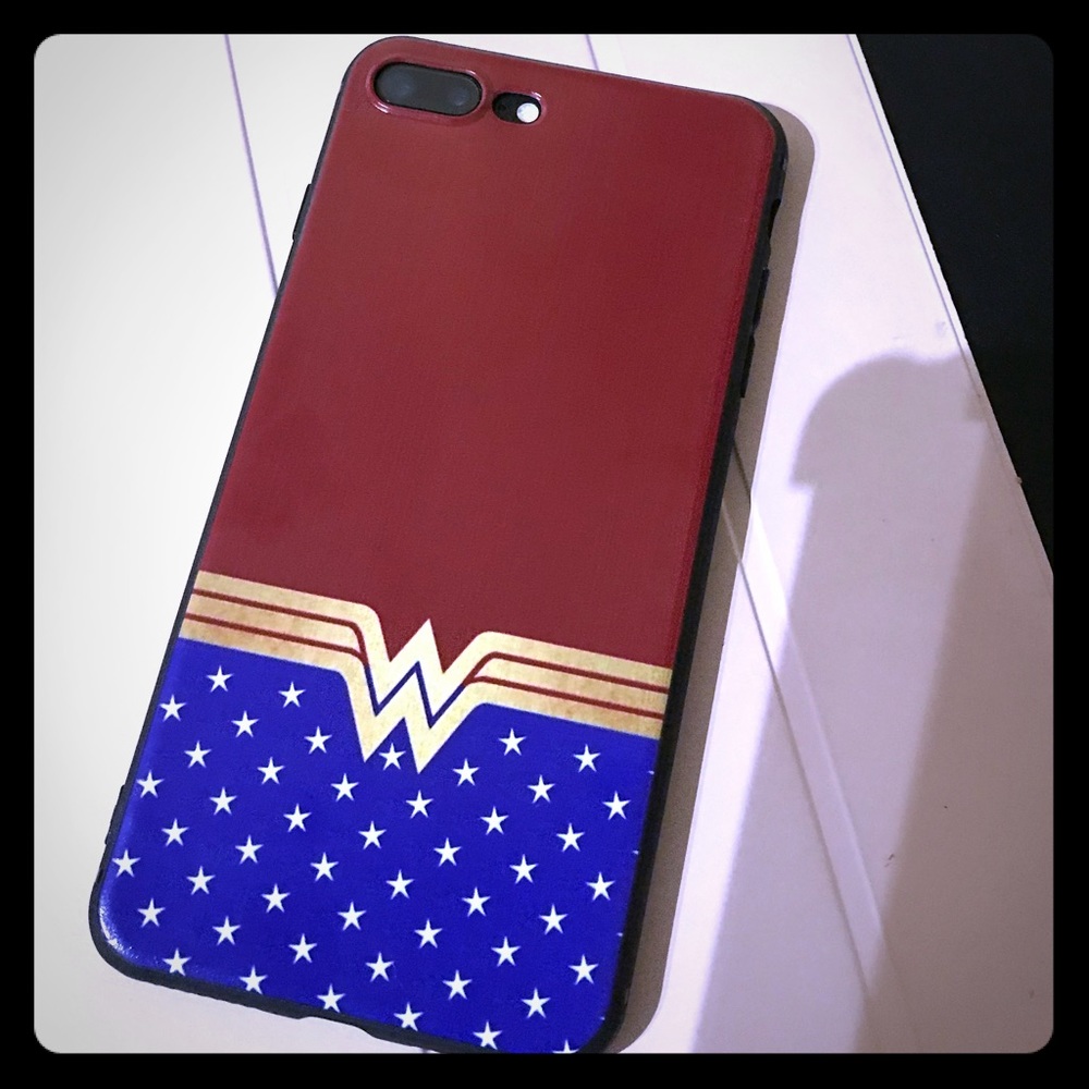 Wonder Woman iPhone Case - Picture 1 of 5